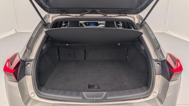 Lexus UX 250h 2WD Premium Edition 