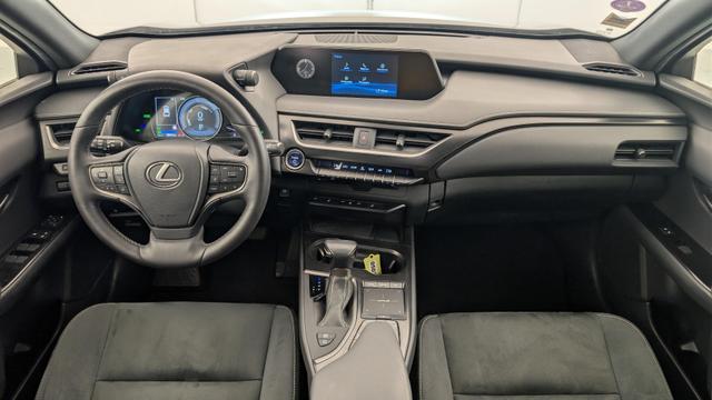 Lexus UX 250h 2WD Premium Edition 