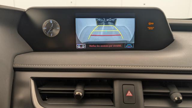 Lexus UX 250h 2WD Premium Edition 