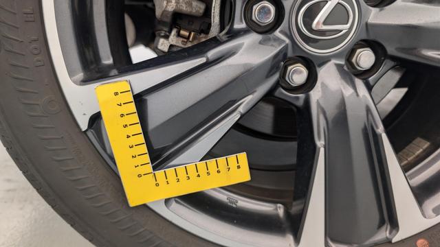 Lexus UX 250h 2WD Premium Edition 