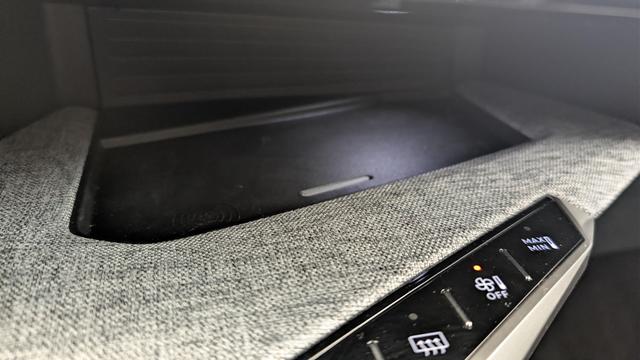 Peugeot 3008 Hybrid 145 e-DCS6 Allure 