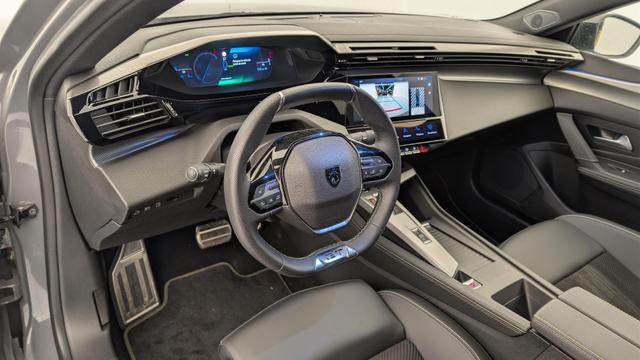 Peugeot 408 PHEV 225 e-EAT8 GT 