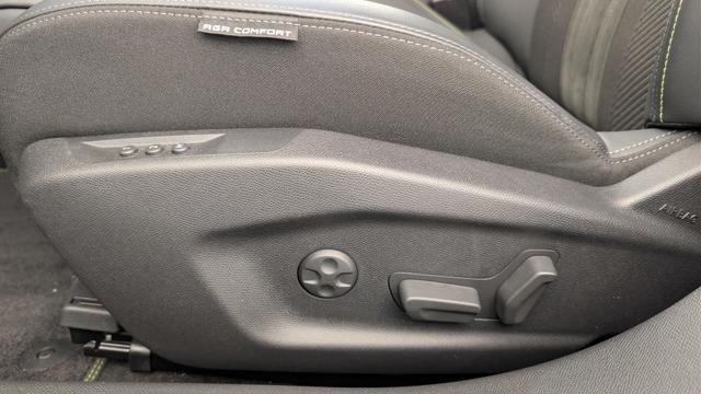 Peugeot 408 PHEV 225 e-EAT8 GT 