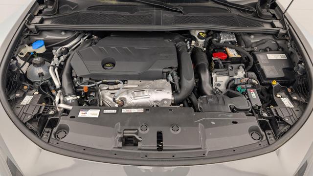 Peugeot 408 PHEV 225 e-EAT8 GT 