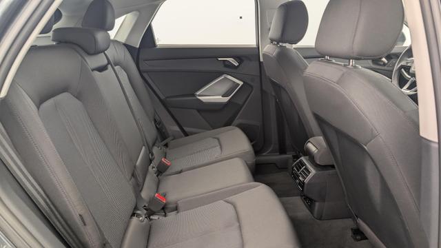 Audi Q3 35 TDI 150 ch S tronic 7 Design 