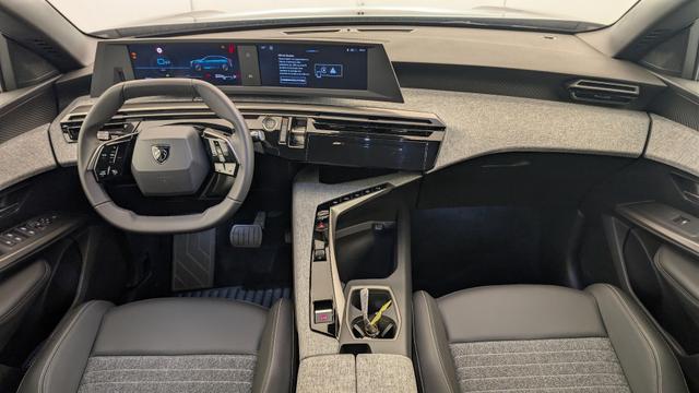 Peugeot 3008 Hybrid 145 e-DCS6 Allure 
