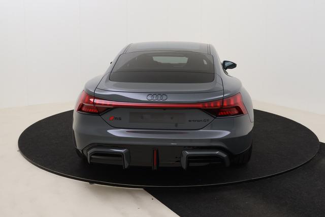Audi RS e-tron GT 