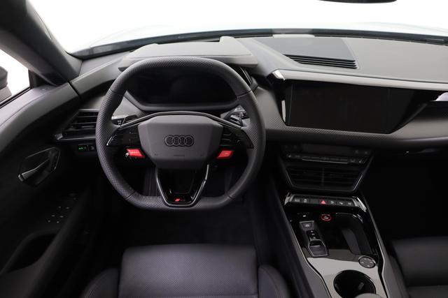Audi RS e-tron GT 