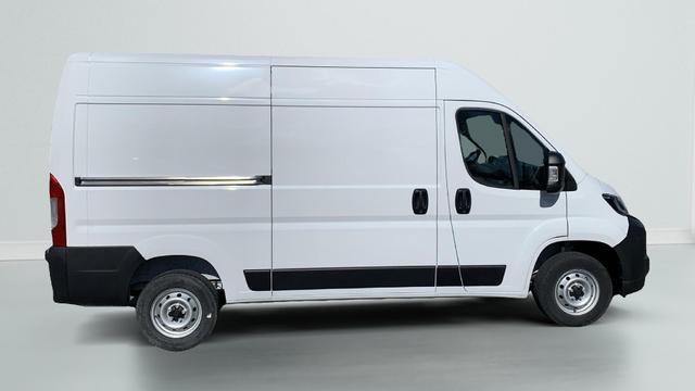 Peugeot Boxer Kastenwagen FGN TOLE 3.3 T L2H2 120 S&S BVM6 