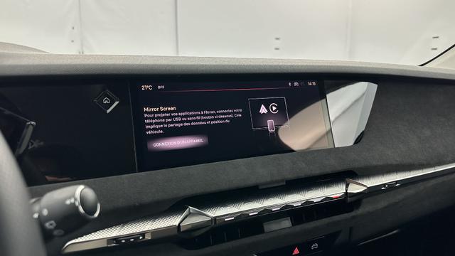 DS Automobiles 4 Performance Line 