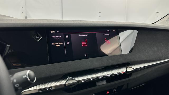 DS Automobiles 4 Performance Line 