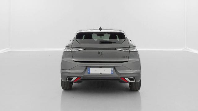 DS Automobiles 4 Performance Line 