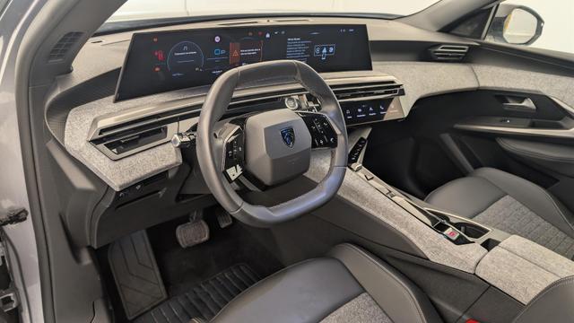 Peugeot 5008 Hybrid 136 e-DCS6 Allure 