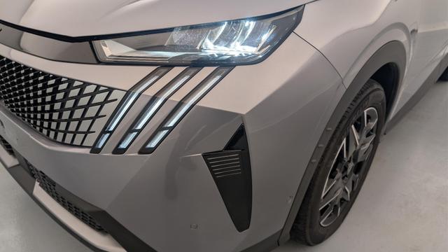Peugeot 5008 Hybrid 136 e-DCS6 Allure 
