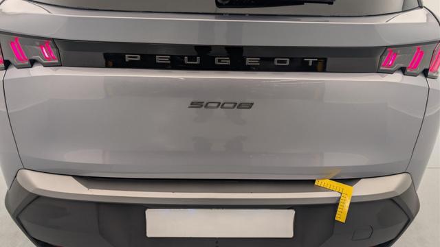 Peugeot 5008 Hybrid 136 e-DCS6 Allure 