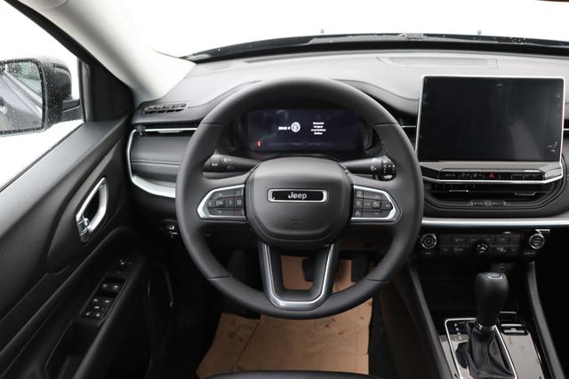 Jeep Compass 1,5 130 hp DCT7 