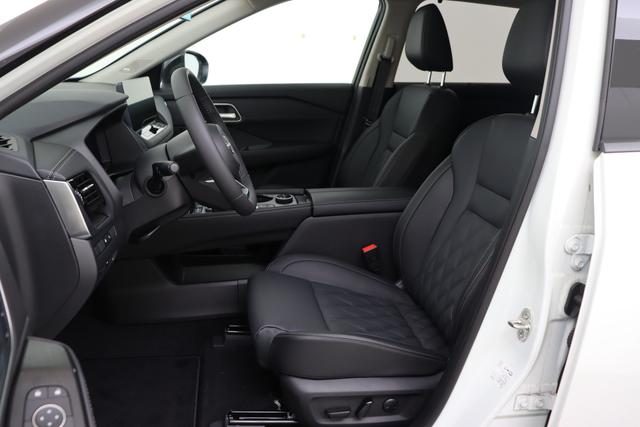 Nissan X-Trail Tekna / 20 alloys Premium Pack (MY24) 