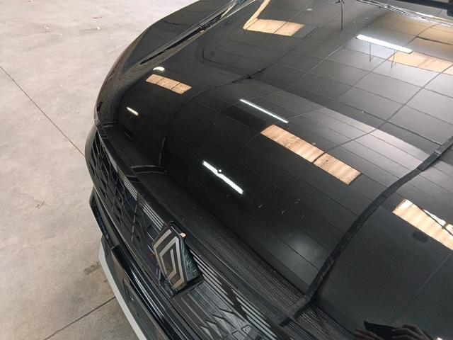 Renault Symbioz Iconic 