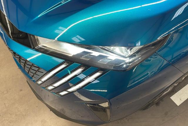 Peugeot 5008 HYBRID 145 CH E-DCS6 ALLURE 