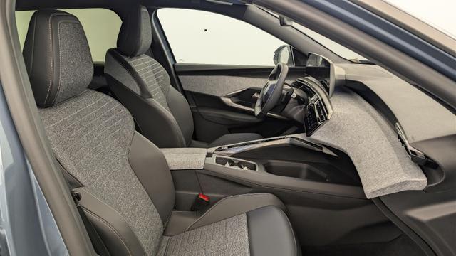 Peugeot 5008 HYBRID 145 CH E-DCS6 ALLURE 