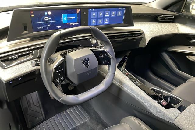 Peugeot 5008 HYBRID 145 CH E-DCS6 ALLURE 