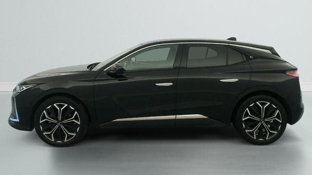 DS Automobiles 4 Hybride 145 e-DCT6 Etoile - Alcantara 