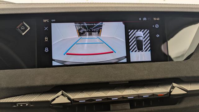 DS Automobiles 4 Hybride 145 e-DCT6 Etoile - Alcantara 