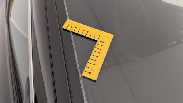 DS Automobiles 4 Hybride 145 e-DCT6 Etoile - Alcantara 