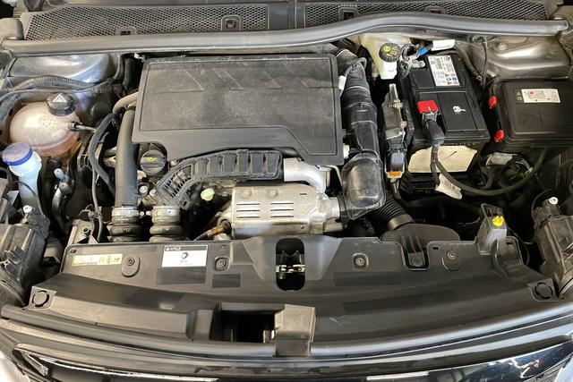 Peugeot 2008 PureTech 130 S&S EAT8 Allure 