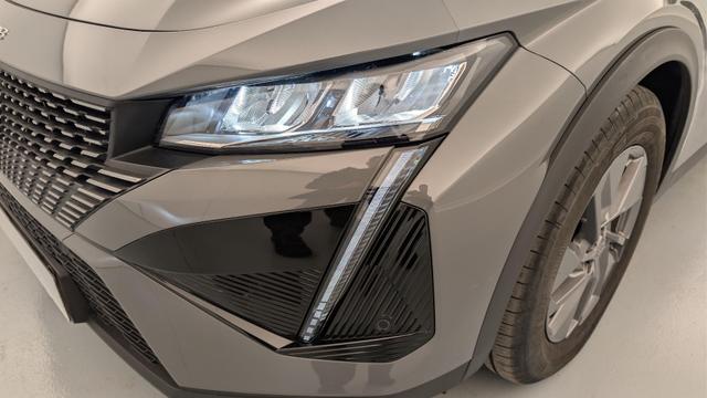 Peugeot 408 Hybrid 136 e-DCS6 Allure 