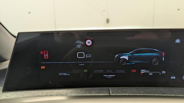 Peugeot 3008 Hybrid 145 e-DCS6 GT 