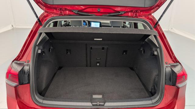 Volkswagen Golf 2.0 TDI SCR 150 DSG7 STYLE 