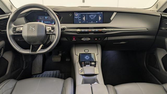 DS Automobiles 4 PureTech 130 EAT8 Rivoli 