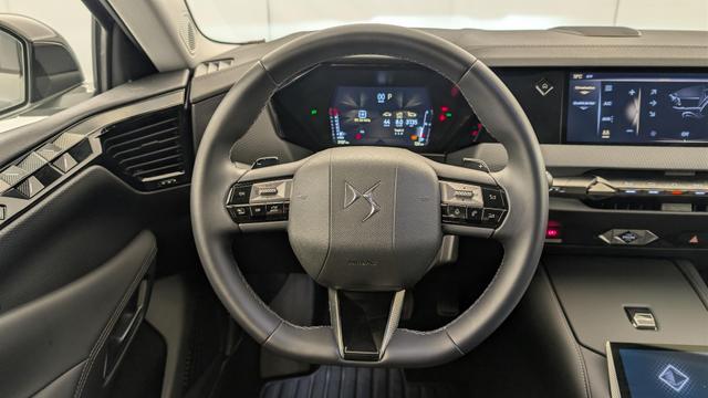 DS Automobiles 4 PureTech 130 EAT8 Rivoli 