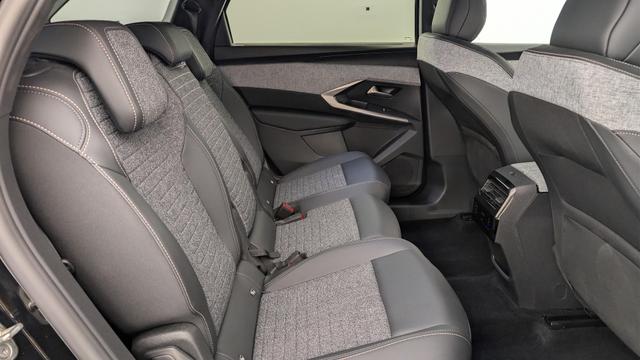 Peugeot 5008 HYBRID 145 CH E-DCS6 ALLURE 