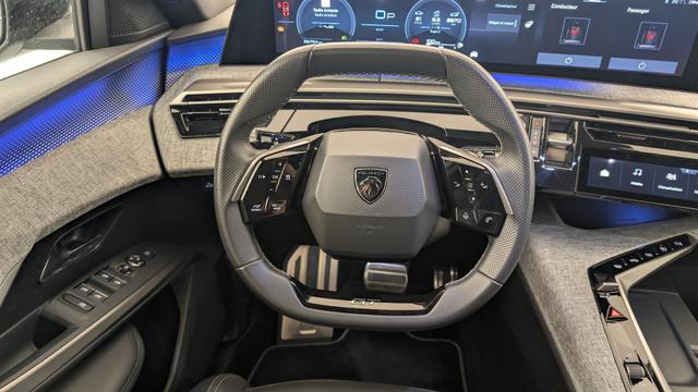 Peugeot 3008 Hybrid 145 e-DCS6 GT 