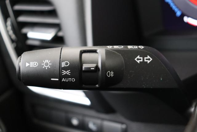 Nissan X-Trail N-Connecta 5pl HUD AFA 19" 