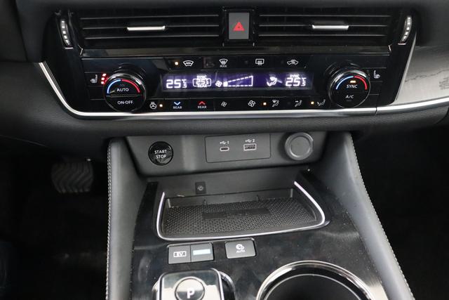 Nissan X-Trail Tekna 5pl 