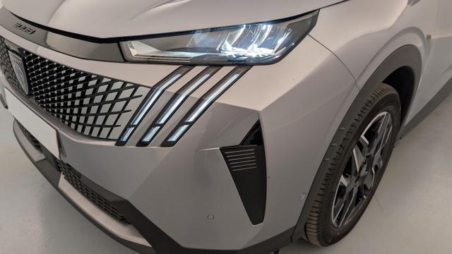 Peugeot 5008 HYBRID 145 CH E-DCS6 ALLURE 