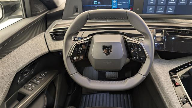 Peugeot 3008 Hybrid 145 e-DCS6 Allure 