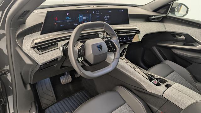 Peugeot 5008 HYBRID 145 CH E-DCS6 ALLURE 