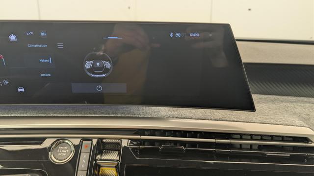 Peugeot 5008 HYBRID 145 CH E-DCS6 ALLURE 
