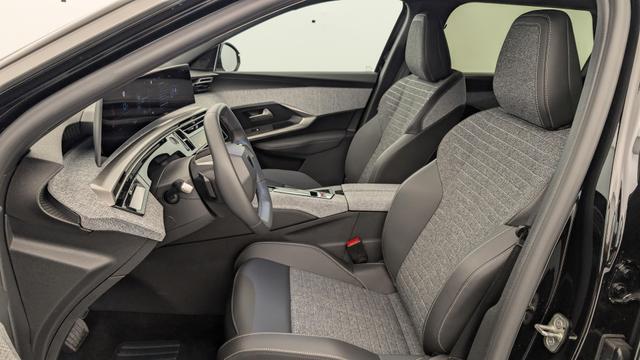 Peugeot 5008 HYBRID 145 CH E-DCS6 ALLURE 