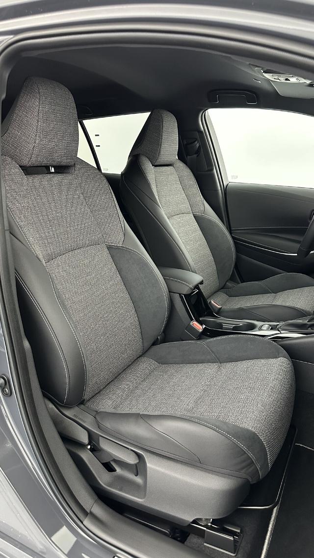 Toyota Corolla Touring Sports Design 