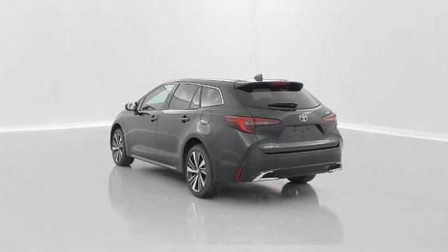 Toyota Corolla Touring Sports Design 