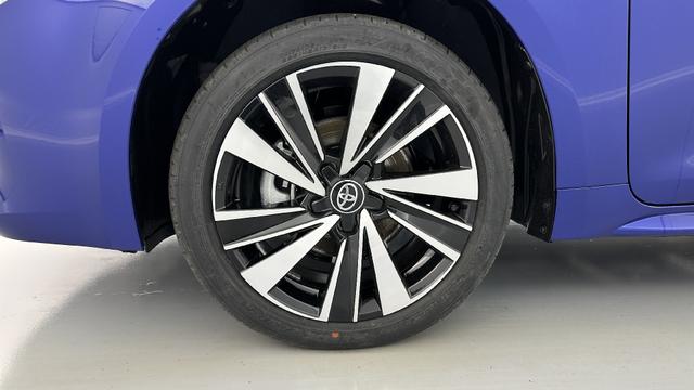 Toyota Corolla Touring Sports Design 
