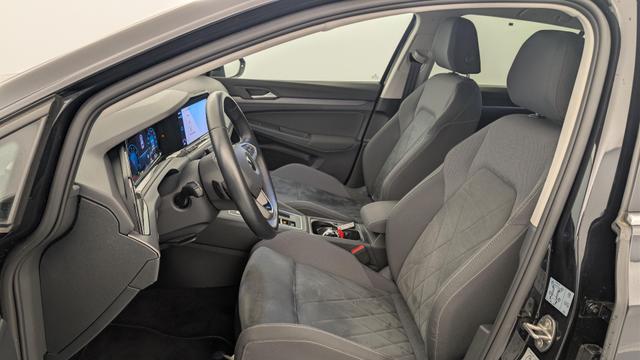 Volkswagen Golf 1.5 ETSI OPF 130 DSG7 STYLE 