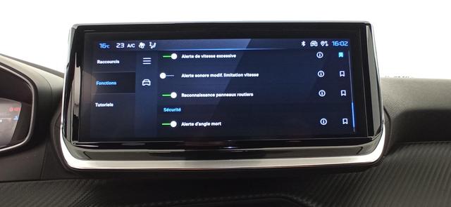 Peugeot 2008 PureTech 100 S&S BVM6 Allure 