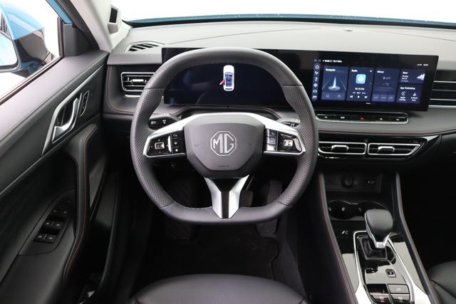 MG HS Luxury 