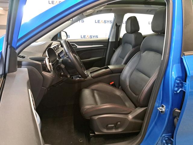 MG ZS Luxury 